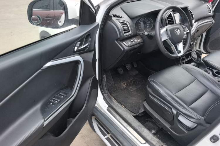 Used HYOSOW S6 2016 1.5T Manual Leading Model Driver Seat