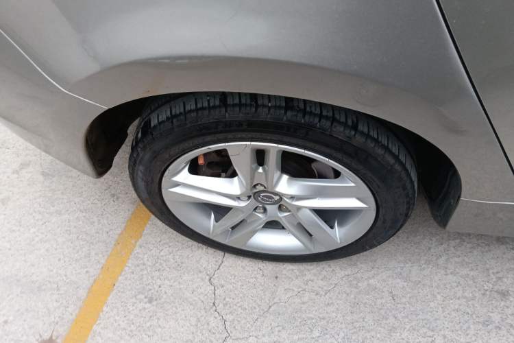 Used Volvo V60 2015 T5 Zhiya Edition