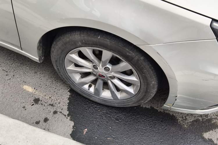 Used Roewe i6 New Energy 2017 45T Hybrid Connect & Smart Enjoyment Edition Right Front Wheel Hub