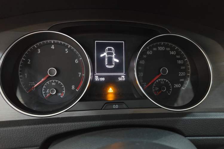 Used Volkswagen Golf 2015 1.6L Automatic Comfort Model
