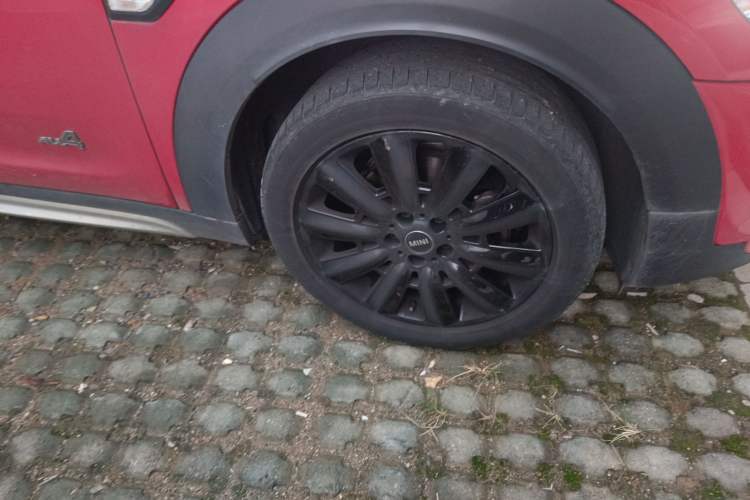 Used MINI Countryman 2018 1.5T COOPER ALL4 Artist Right Front Wheel Hub