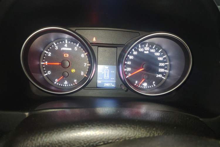 Used Haval M6 2019 1.5T Manual Two-Wheel Drive Urban Version China VI Standard
