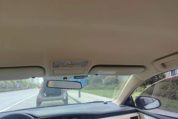 Used Toyota Corolla 2014 1.6L CVT GL Headliner