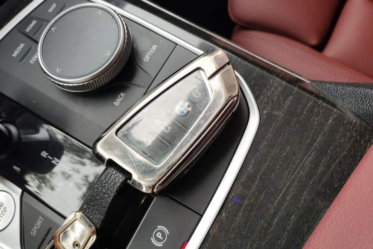 Used BMW 3 Series 2021 Second Facelift 325Li M Sport Package
