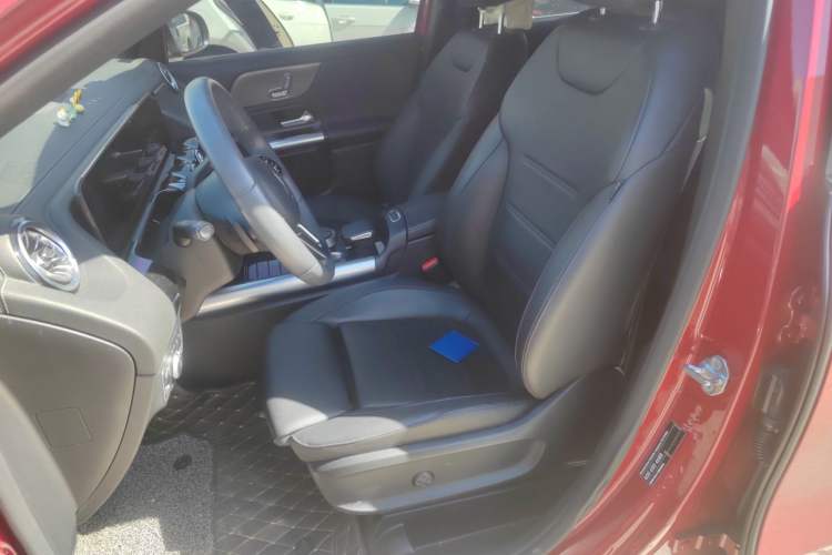 Used Mercedes-Benz GLA 2020 GLA 200 Left Front Seat