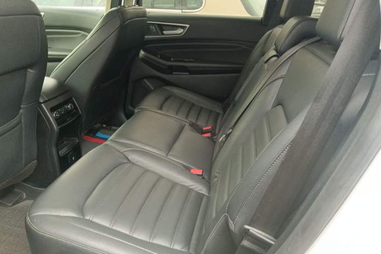 Used Ford Edge 2020 EcoBoost 245 Two-Wheel Drive Titanium 7-Seater