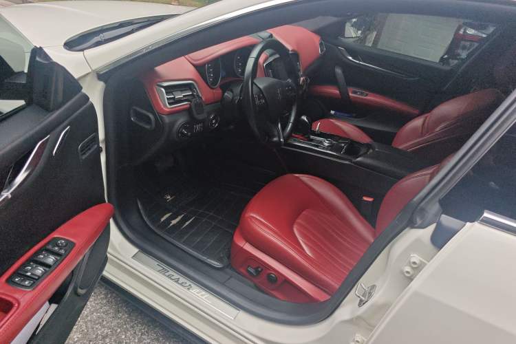 Used Maserati Ghibli 2017 3.0T Standard Edition
