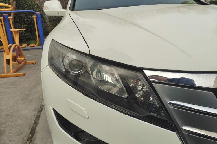 Used Honda Crosstour 2012 2.4L Luxury Edition
