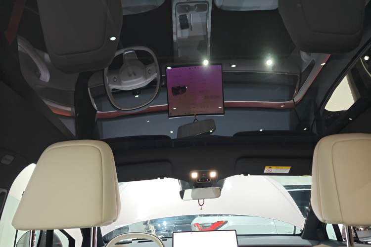 Used ONVO L60 2024 60 kWh Rear-Drive Version
