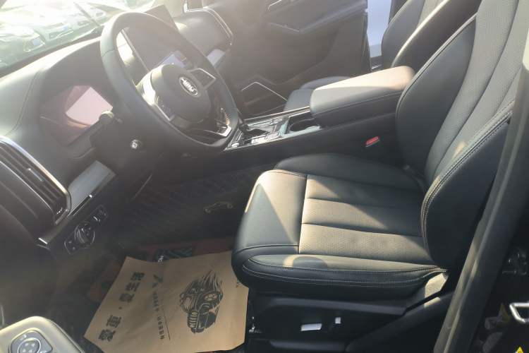 Used BYD Tang 2018 2.0T Automatic SmartConnect Prestige 7-Seater China V Standard