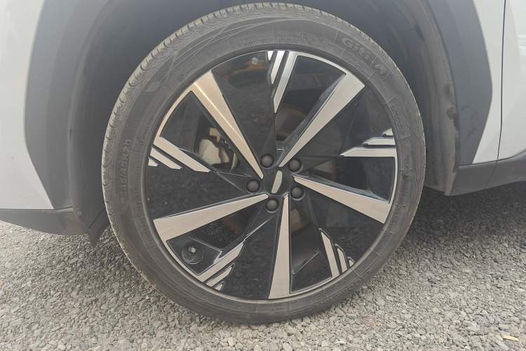 Used Geely Auto FX11 2024 1.5TD DCT Flagship Edition
