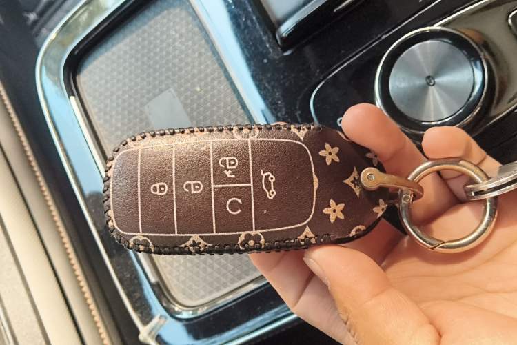 Used AION V 2021 Plus 70 Smart Edition Lithium Iron Phosphate Vehicle Key