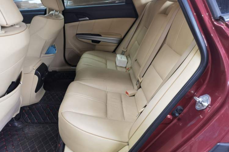 Used Honda Crosstour 2012 2.4L Prestige Edition