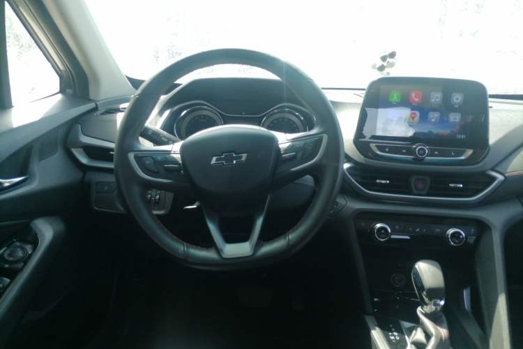 Used Chevrolet Orlando 2018 Redline 530T Automatic Enjoyment Edition (5+2 Model) – China V Standard Steering Wheel