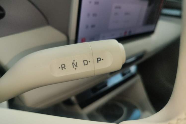 Used MG 4 EV 2026 Model 437 Composed Edition Gear Lever