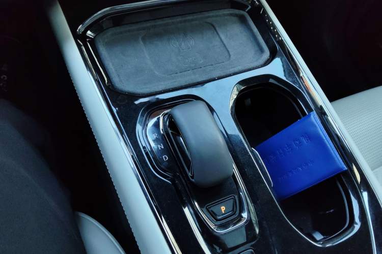 Used Zeekr 009 2024 Six-Seat Executive Version 4WD 108 kWh