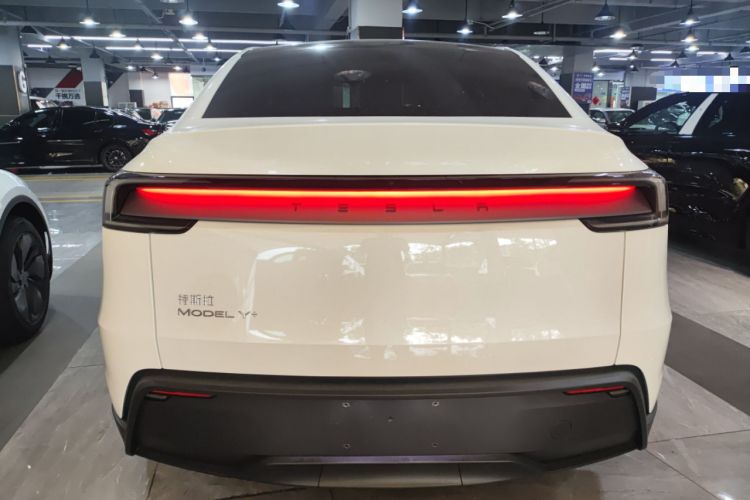 Used Tesla Model Y 2026 Facelifted Long-Range Rear-Drive Model Rear