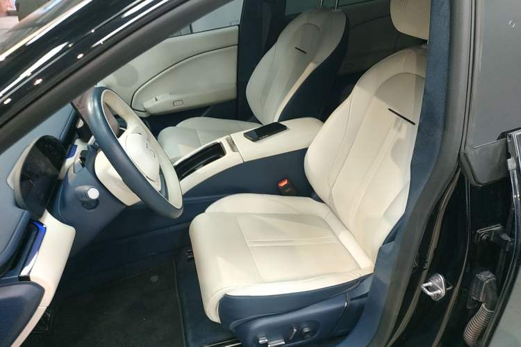 Used Zeekr 007 2024 Rear-Drive Enhanced Version 75 kWh
