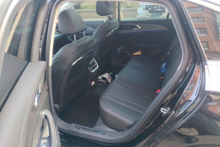 Used Hongqi H5 2024 2.0T Automatic Smart Connect Flagship Edition Left Rear Seat