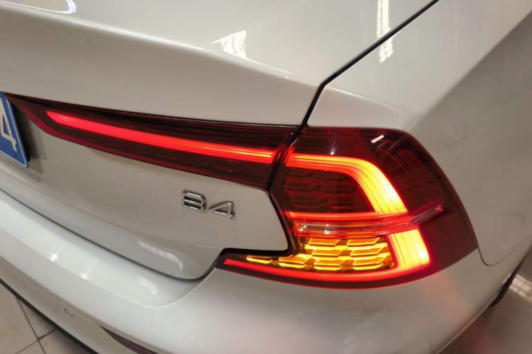 Used Volvo S60 2022 B4 Zhiyuan Sport Edition