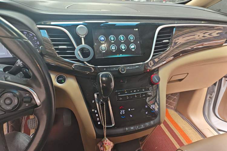 Used Buick GL8 2018 ES 28T Luxury Model China VI Standard
