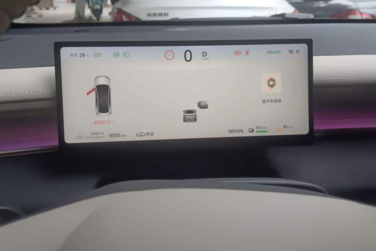 Used Nissan N6 2026 Model 180 Max Odometer Close Up