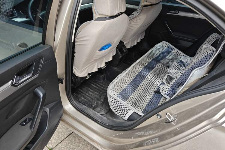 Used Volkswagen Lamando 2015 230TSI DSG Fashion Edition
