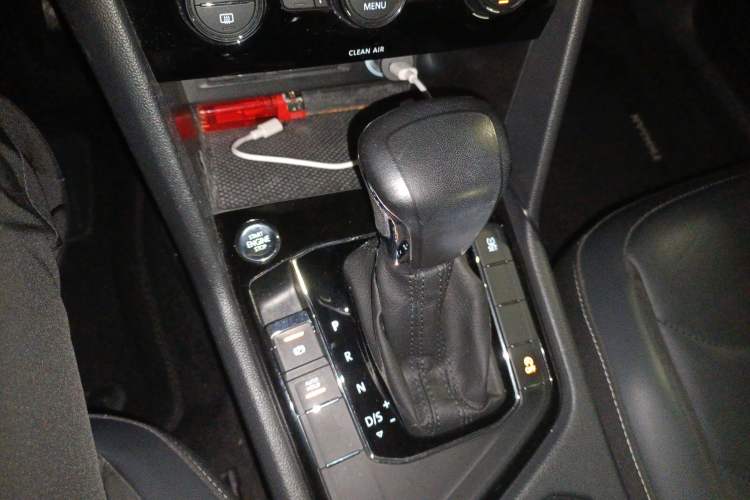 Used Volkswagen Tiguan L 2018 330TSI Automatic Two-Wheel Drive Comfort Edition