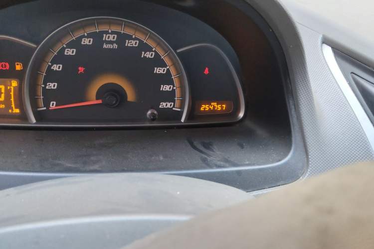 Used Chevrolet Sail 2010 Hatchback 1.2L Manual Warm Edition Odometer Close Up