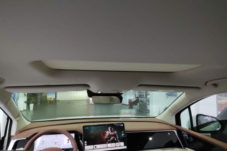 Used BYD Xia 2025 DM-i 1.5T 180km Beyond Edition
