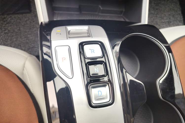 Used Hyundai Tucson 2023 Tucson L 1.5T Automatic Two-Wheel Drive LUX Prestige Edition
