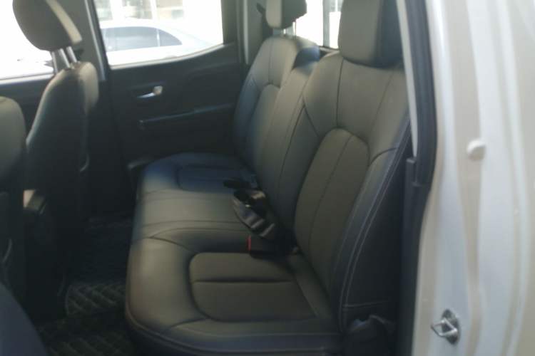 Used Great Wall Wingle 7 2021 2.0T Diesel Two-Wheel Drive Value Edition Big Double GW4D20M
