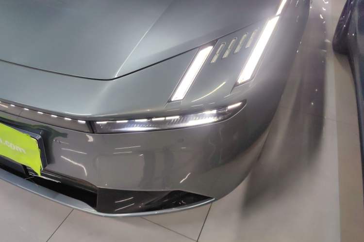 Used Lynk & Co Z10 2025 95 kWh 702 km All-Wheel Drive Intelligent Driving Ultra