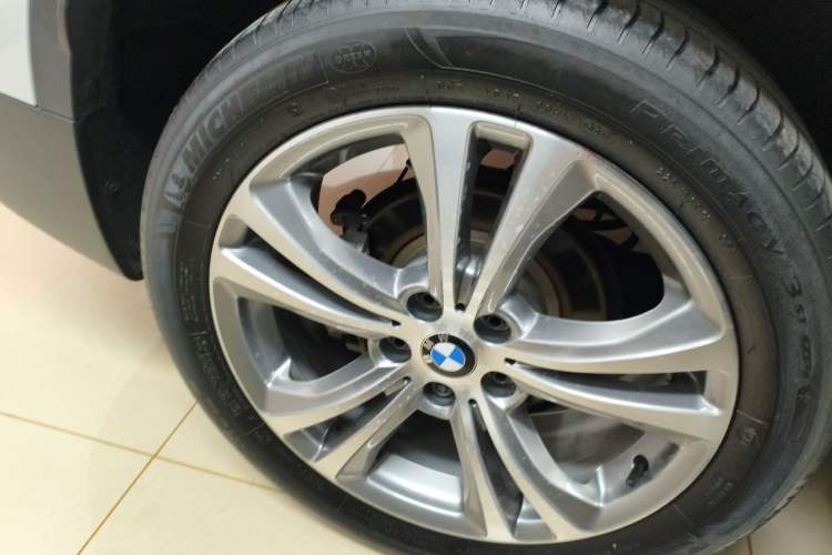 Used BMW X1 2018 sDrive18Li Luxury Model