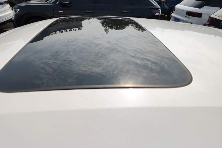 Used CHANGAN Eado 2025 Blue Whale 1.5T 500Bar Prestige Model
