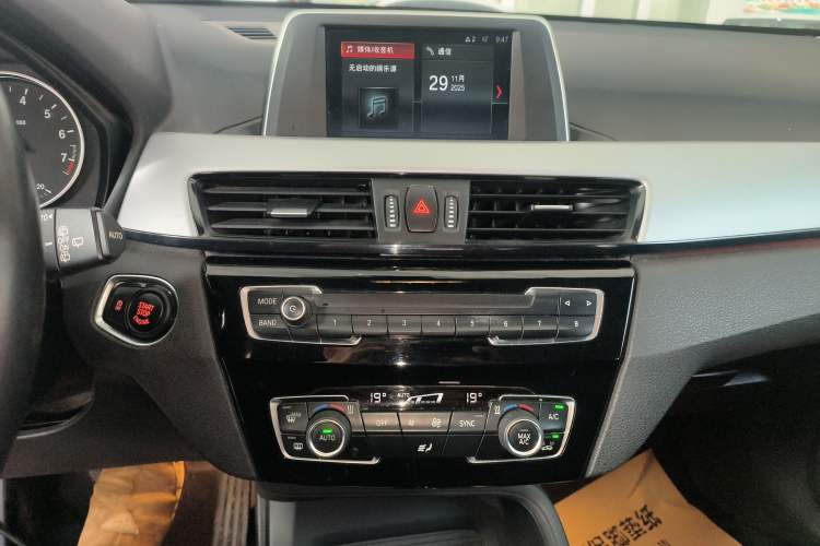 Used BMW X1 2018 sDrive20Li Leading Model
