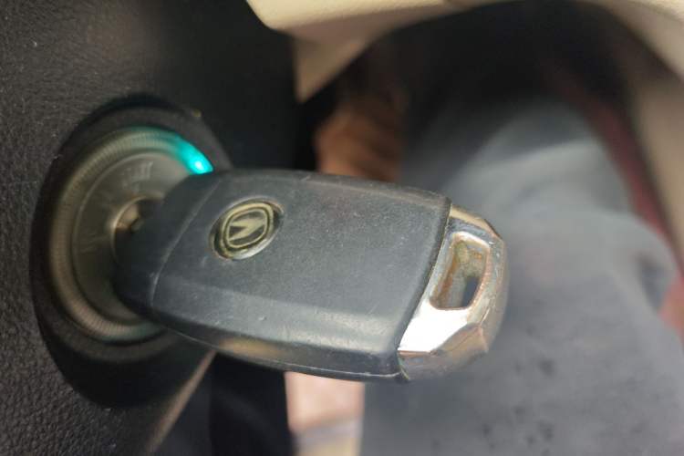 Used CHANGAN Eado 2012 1.6L Manual Luxury Version China IV Standard