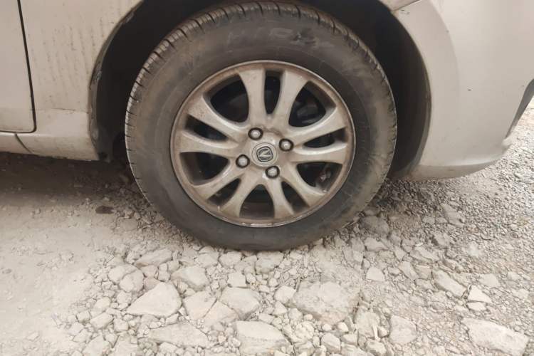 Used CHANGAN Alsvin V3 2012 1.3L Manual Comfort Version China IV Standard
