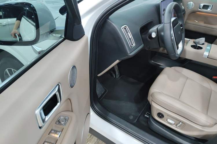 Used Li Auto L6 2025 Pro Smart Refresh Edition Driver Seat