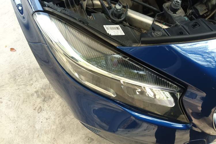 Used Mercedes-Benz GLA 2019 GLA 200 Dynamic Edition Right Front Headlight