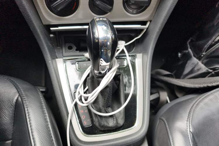 Used Volkswagen Lavida 2013 Revised Version 1.4 TSI DSG Comfort Edition
