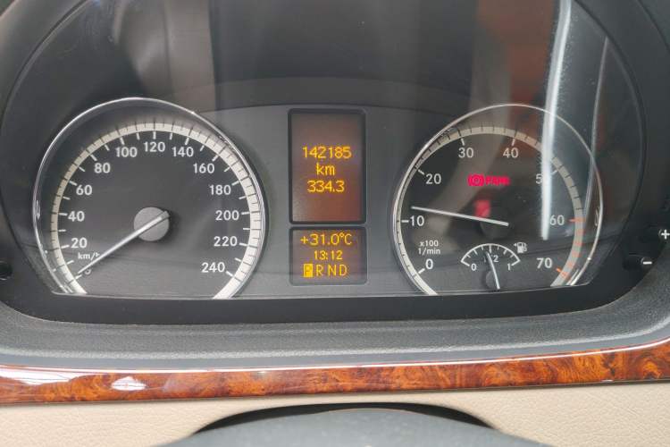 Used Mercedes-Benz Viano 2013 3.0L Comfort Edition Instrument Cluster