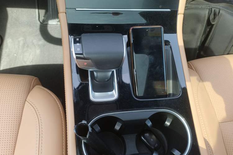 Used Li Auto ONE 2021 Extended-Range 6-Seater Version Gear Lever