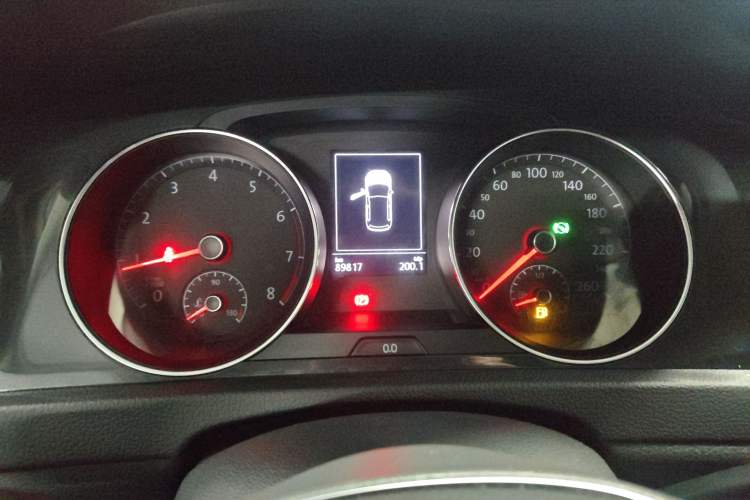 Used Volkswagen Golf 2018 230TSI Automatic Comfort Model Instrument Cluster