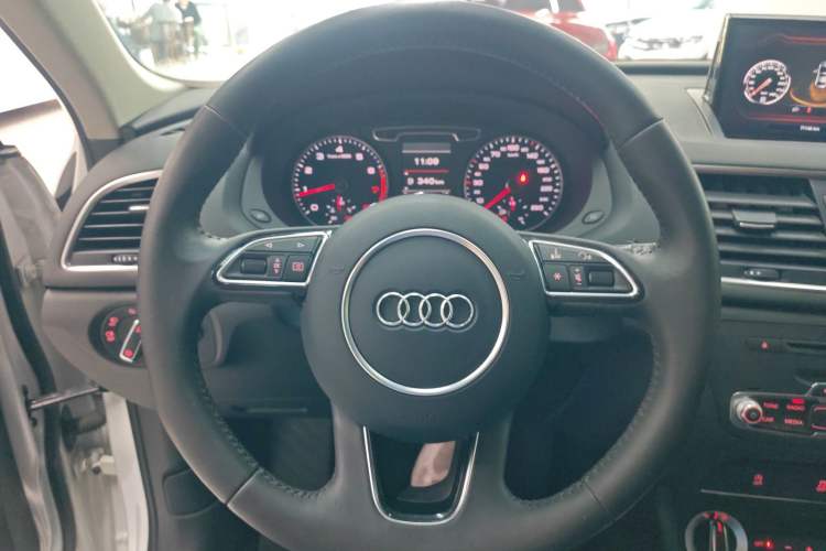 Used Audi Q3 2015 35 TFSI quattro Technology Edition
