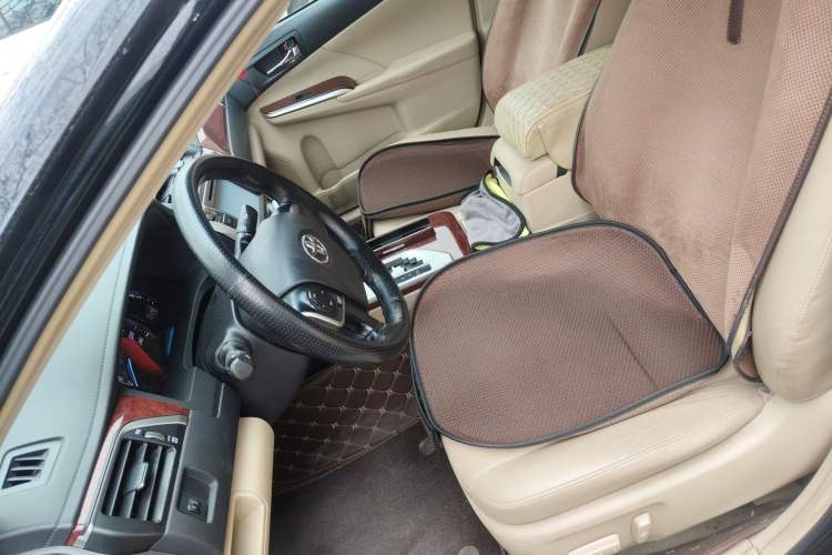 Used Toyota Camry 2013 2.0G Comfort Edition
