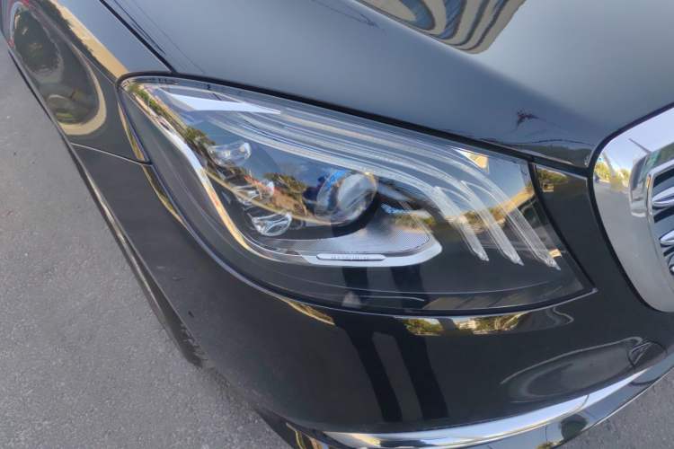 Used Mercedes-Benz S-Class 2018 S 320 L
