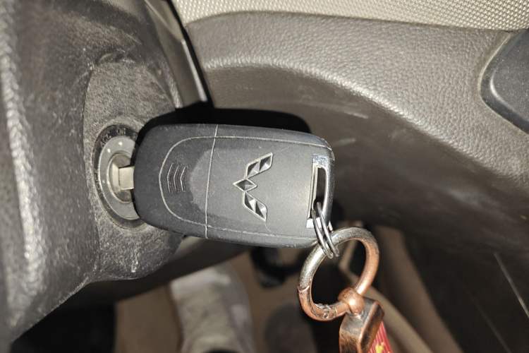 Used Wuling Hongguang 2018 1.5L S Standard Version L2B Vehicle Key