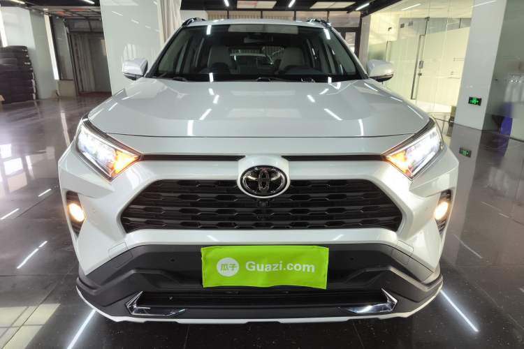 Used Toyota RAV4 2021 2.0L CVT 4x4 Trend Edition
