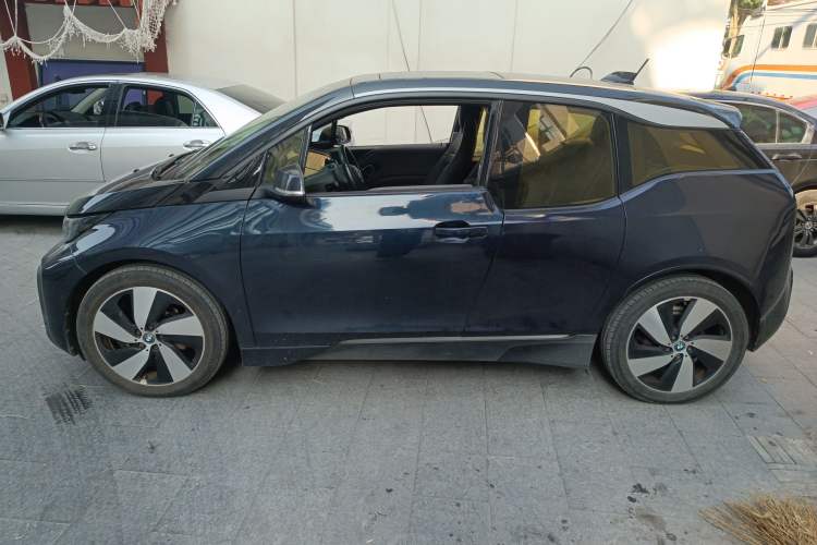Used BMW i3 2018 Luxury Model
